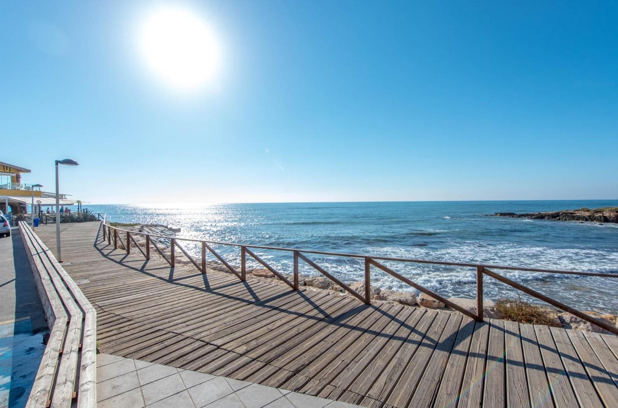 Punta Prima - Sun & Beach & Golf & Bike - Spanish South-Facing Terrace Apartment - La Recoleta - By The Sea Torrevieja Kültér fotó